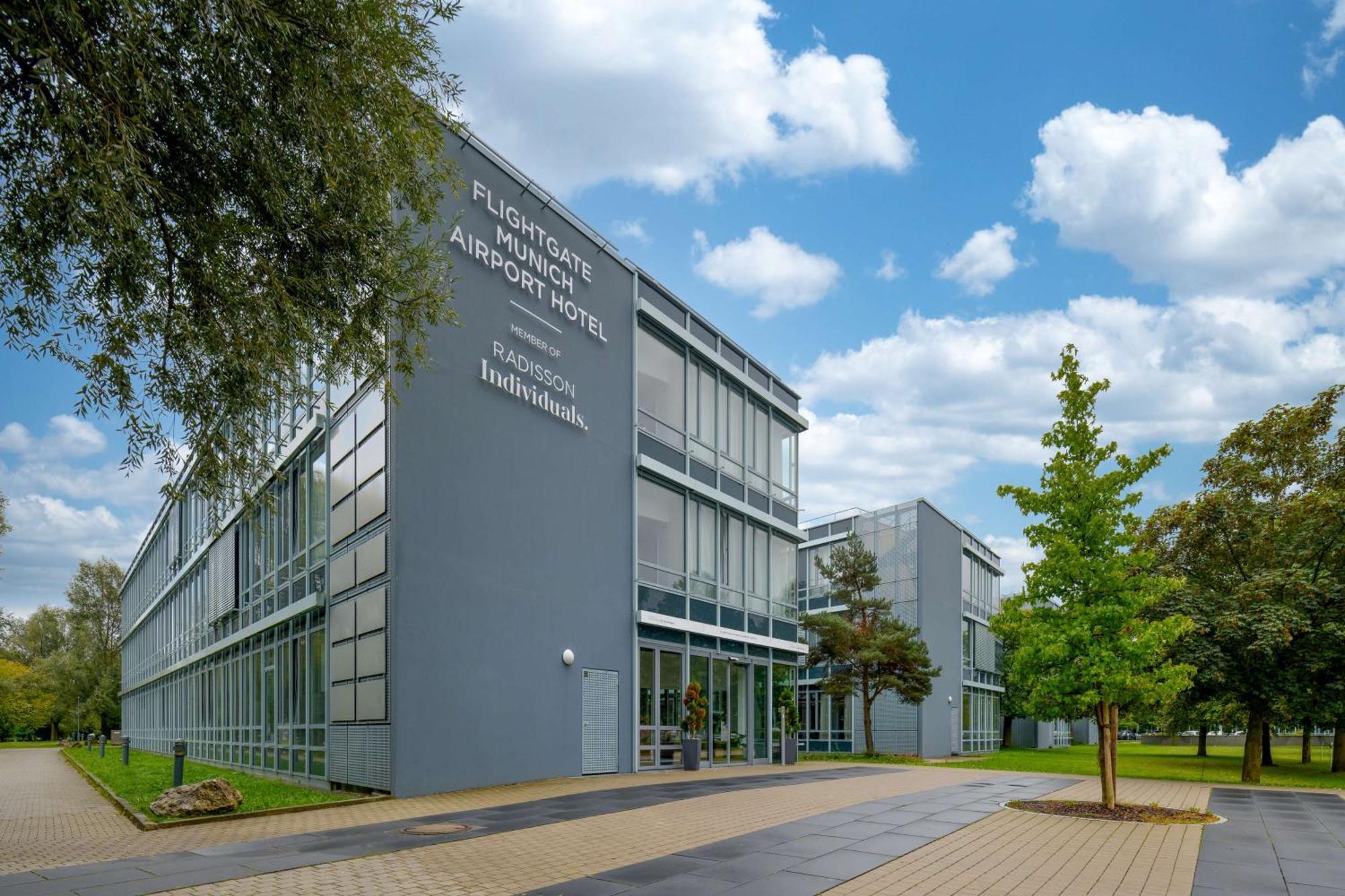 Hotel Flightgate Munich Airport Hotel, A Member Of Radisson Individuals 3*