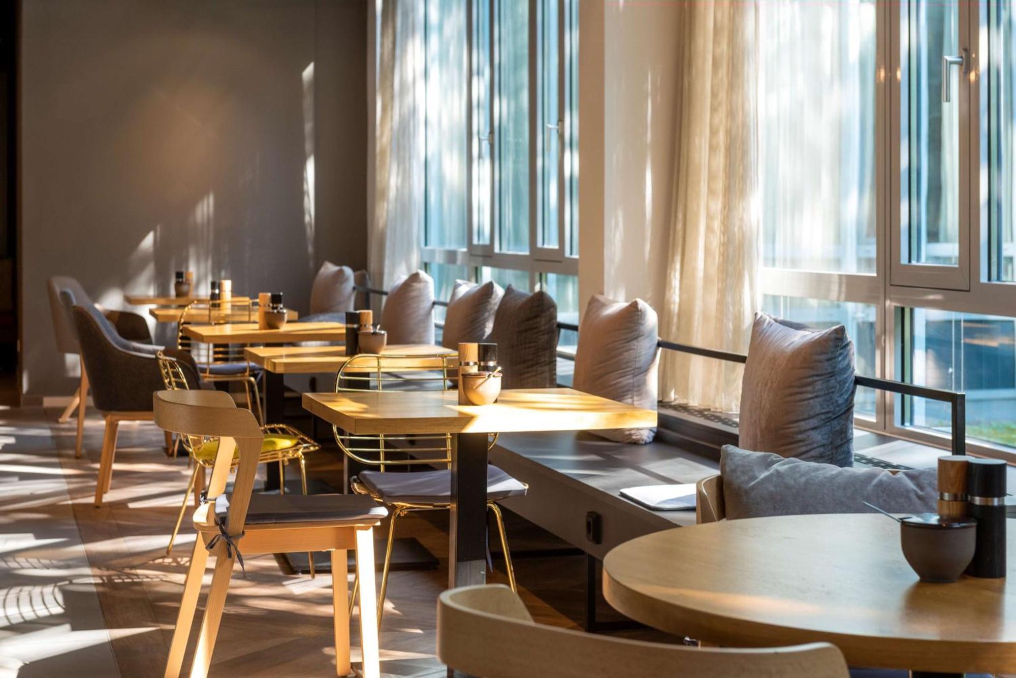 Munich Airport Hotel 3*
