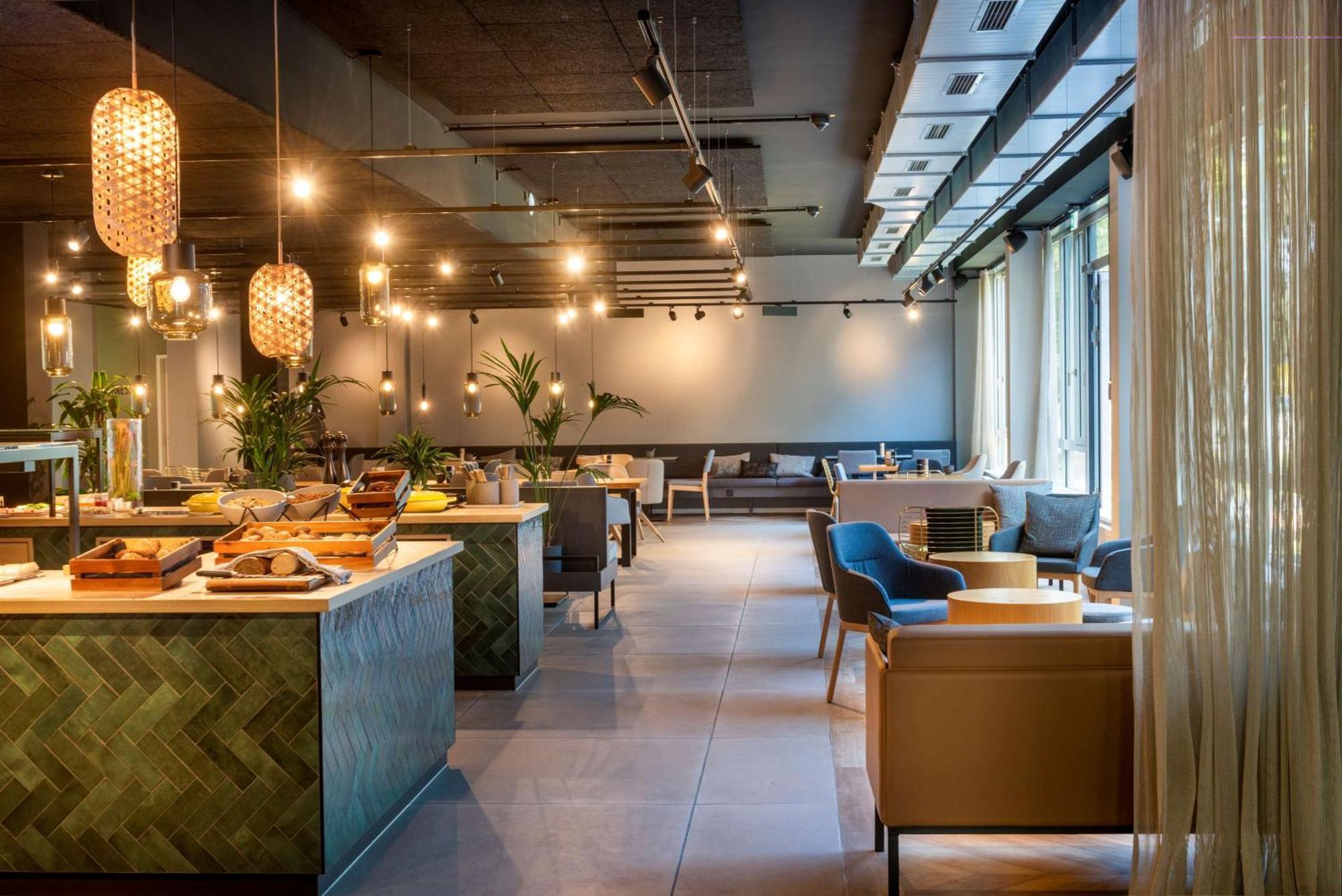 Flightgate Munich Airport Hotel, A Member Of Radisson Individuals 3*