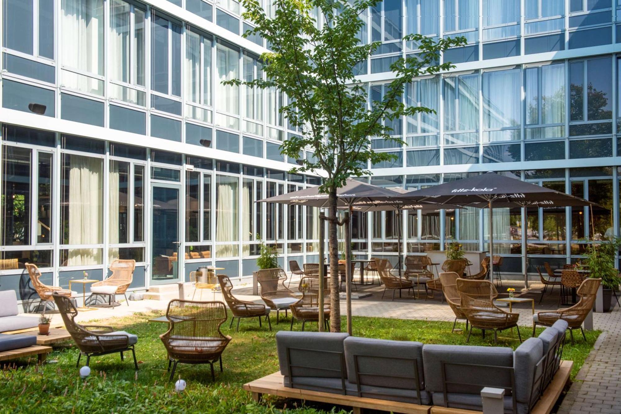 Hotel Munich Airport 3*