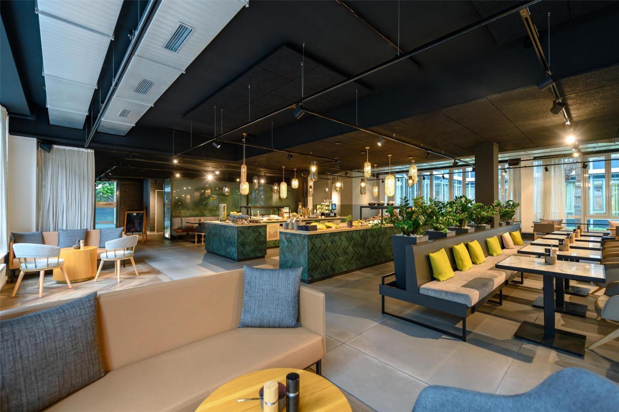 Flightgate Munich Airport Hotel, A Member Of Radisson Individuals 3*
